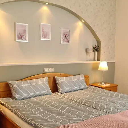 With 1 Bedroom Dom wakacyjny *